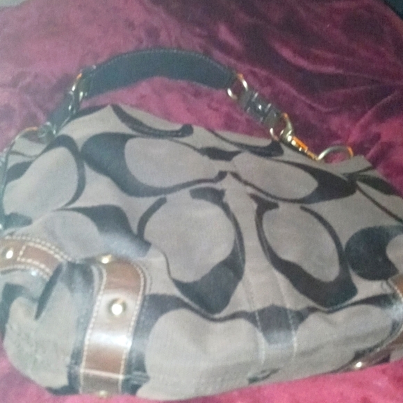 Coach Handbags - Coach purse